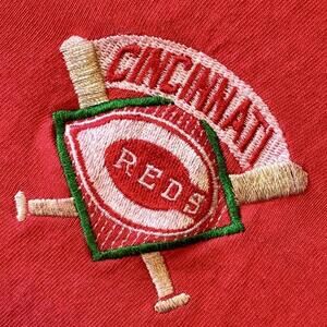 Vintage 80s Single Stitch Cincinnati Reds Baseball T-Shirt The Game Made in USA